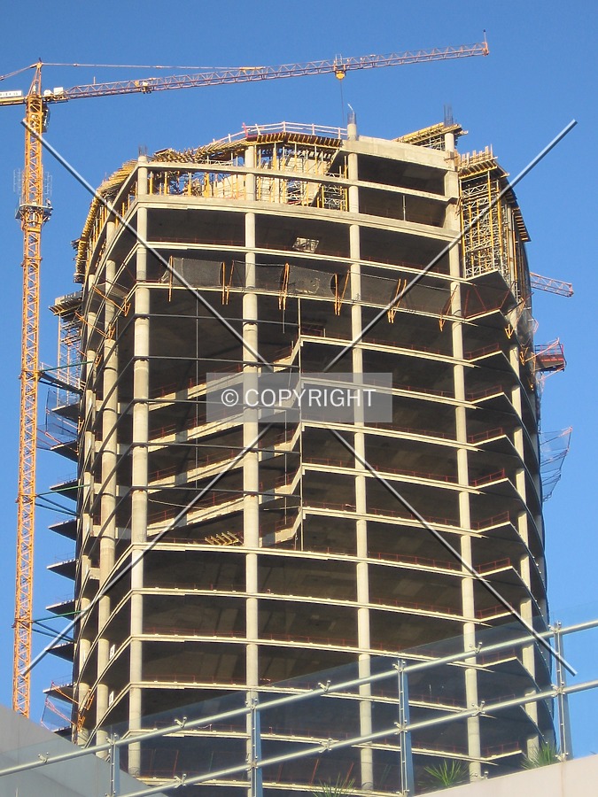 Torre Repsol YPF by Maximiliano Buono