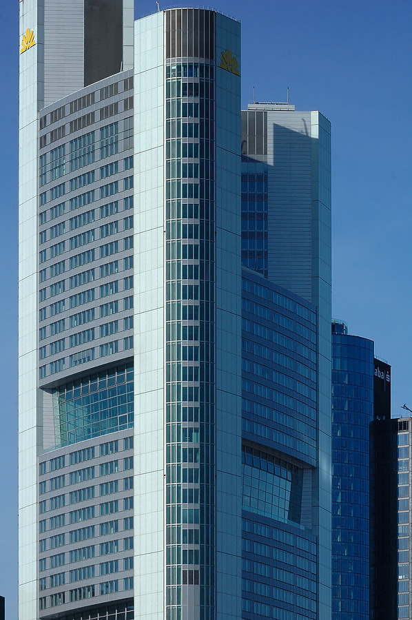 Commerzbank Tower by David Guija