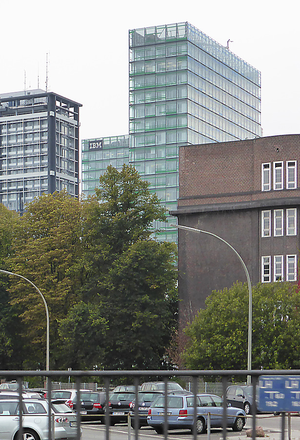 Berliner Tor Center 2 by Der Hamburger
