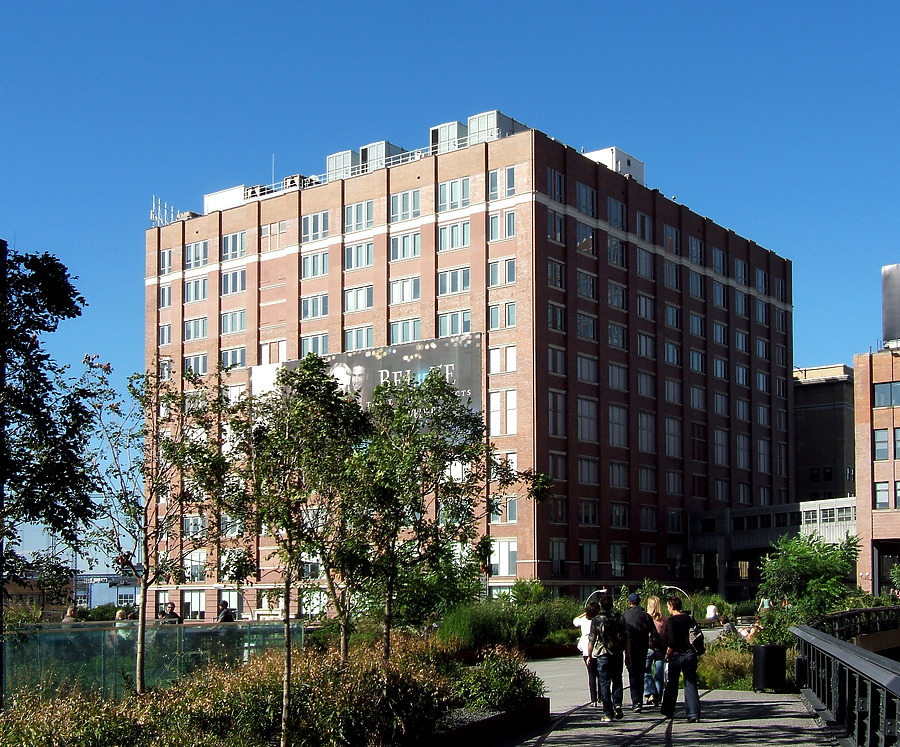 Level (3) Communications Building by John Cahill