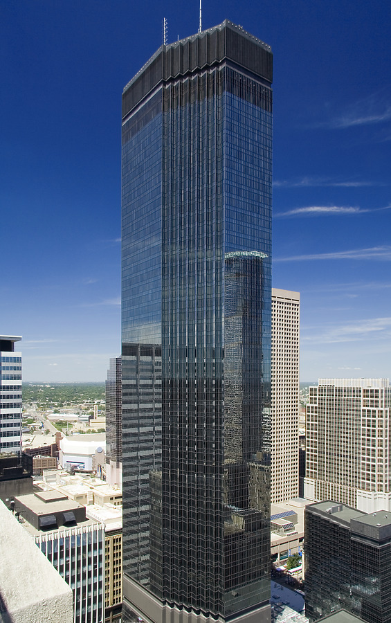 IDS Tower by Pavel Toczynski