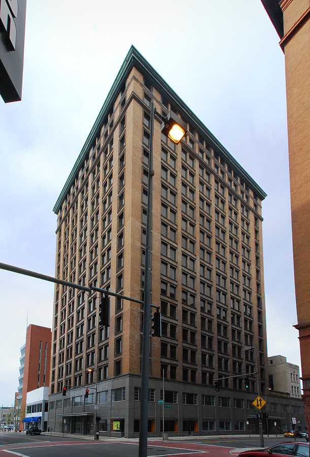 The Nicholas Building by Huopa