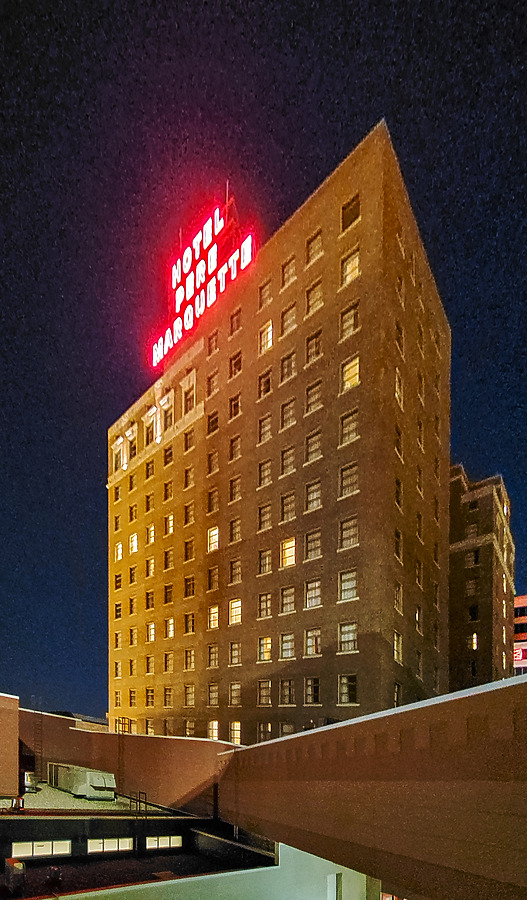 Hotel Père Marquette by Ryan Hildebrand