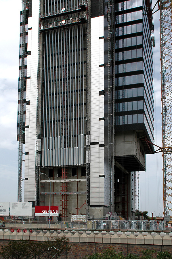 Torre Caja Madrid by John Bek