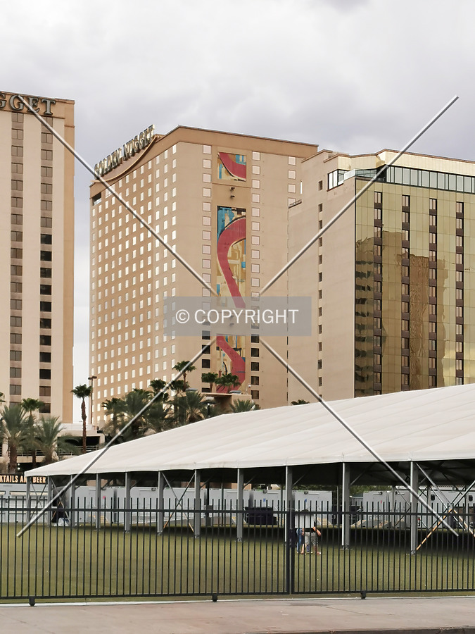 Golden Nugget Rush Tower by Nephilim