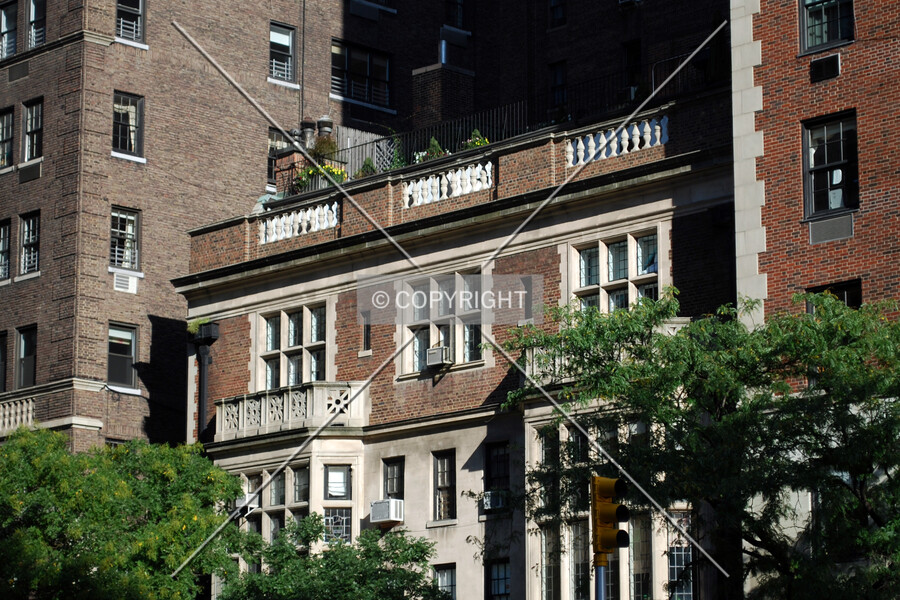 1025 Park Avenue