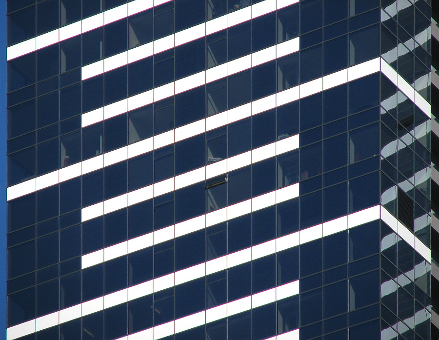 Eureka Tower by Wilson Ling