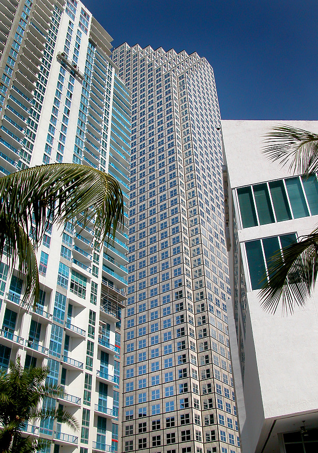 Southeast Financial Center by Jim Schwartz