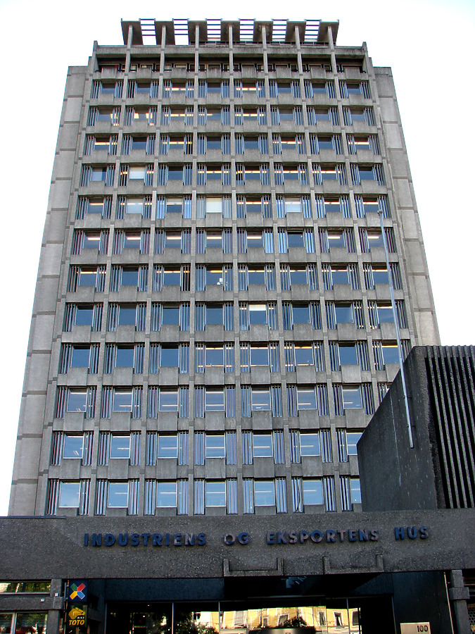 Ind-Eks huset by Kjetil Balog