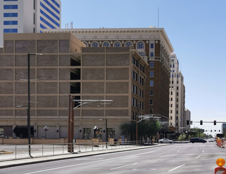 Luhrs Building