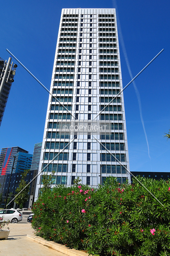 Torre Inbisa by David Guija