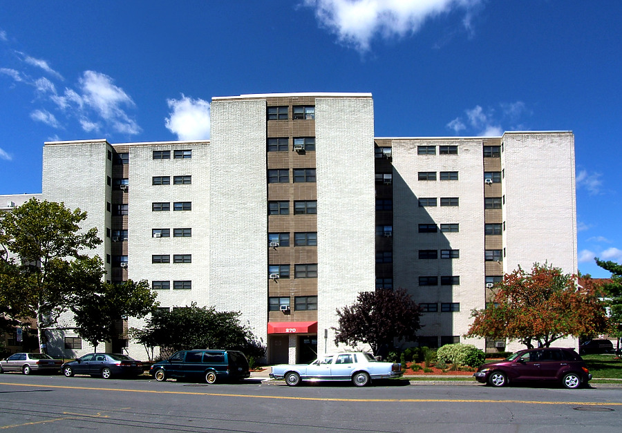 Ida Yarbrough Apartments - North Tower by John Cahill