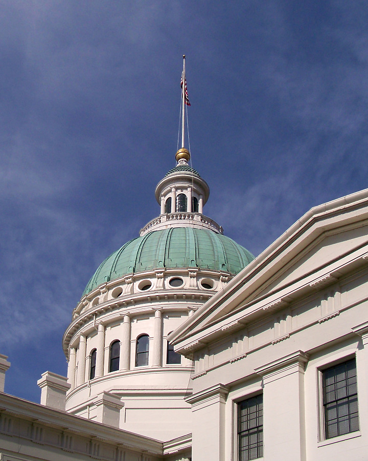 Old Courthouse by Ryan Hildebrand