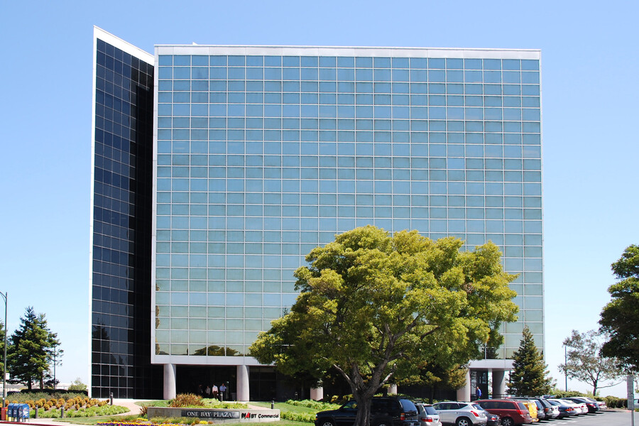 One Bay Plaza