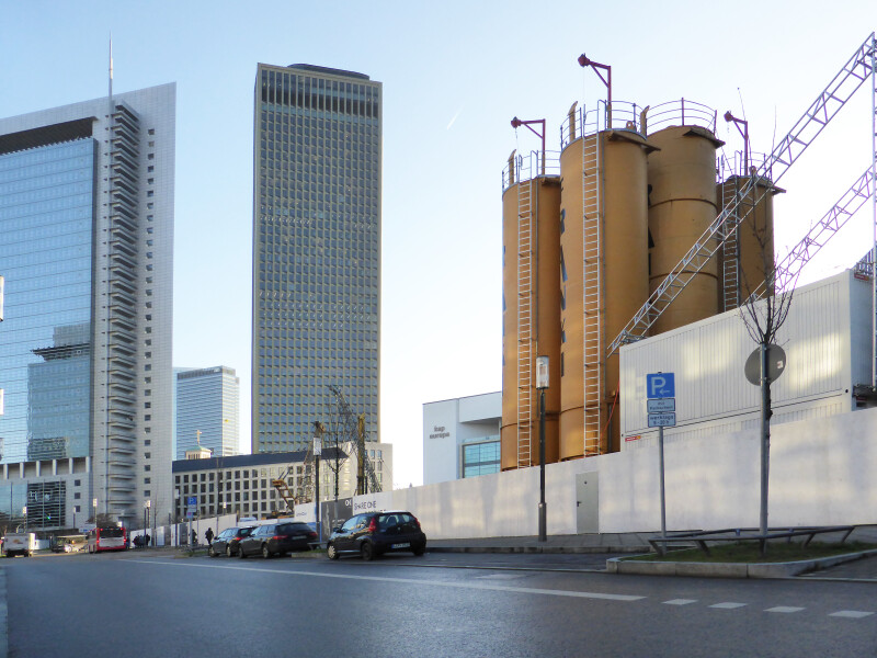 758-356-423