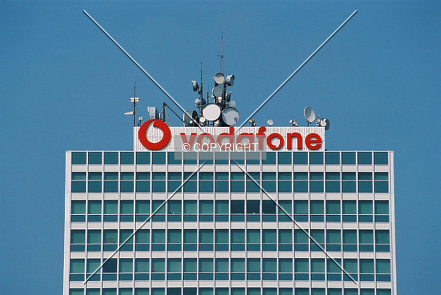 Vodafone-Hochhaus by Nephilim