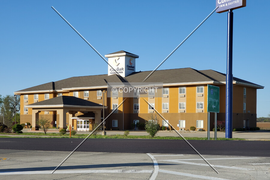 Comfort Inn & Suites Greenville I-70