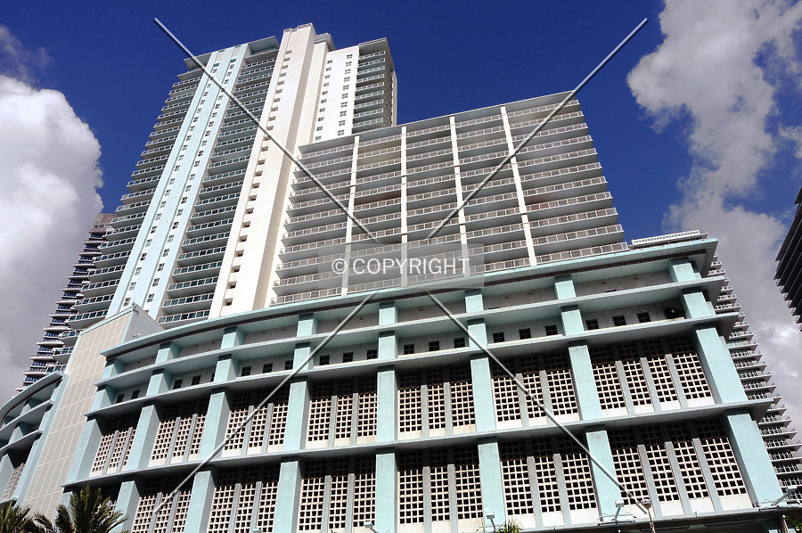 Vue at Brickell by Jorge Molina