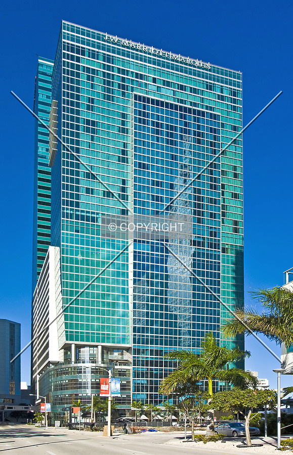 Met 2 JW Marriott Marquis by Jorge Molina