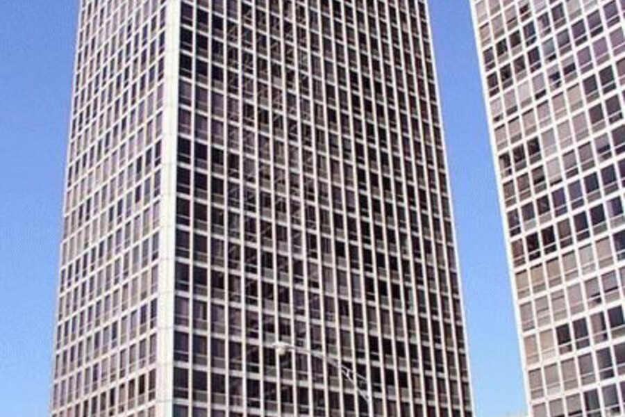 Commonwealth Promenade II