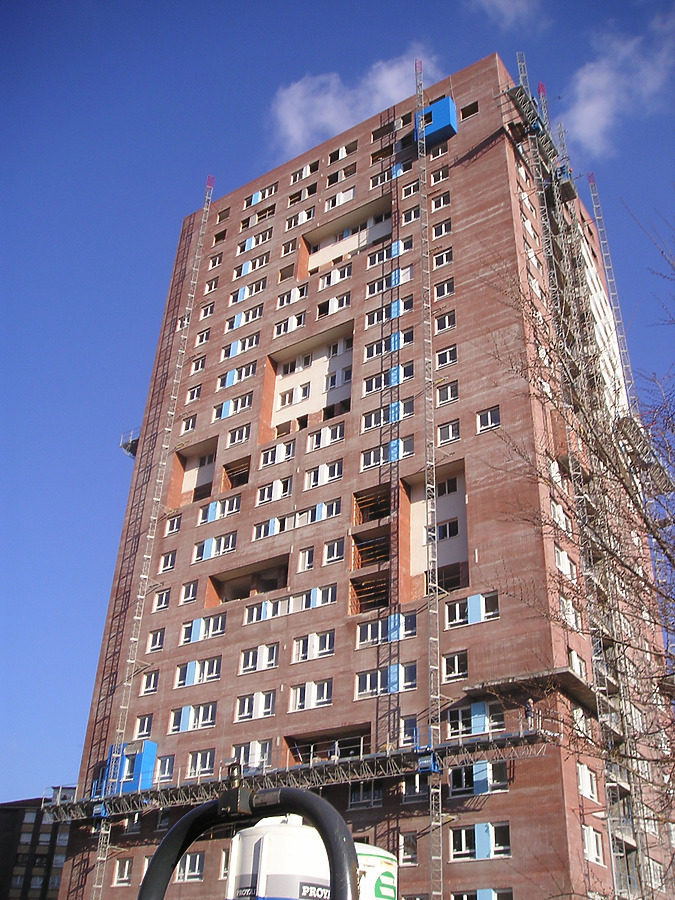 Torre IX by Mikel Allende