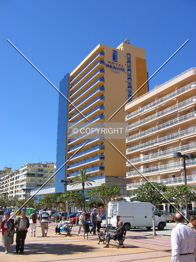Hotel Yaramar by Victor Carcedo