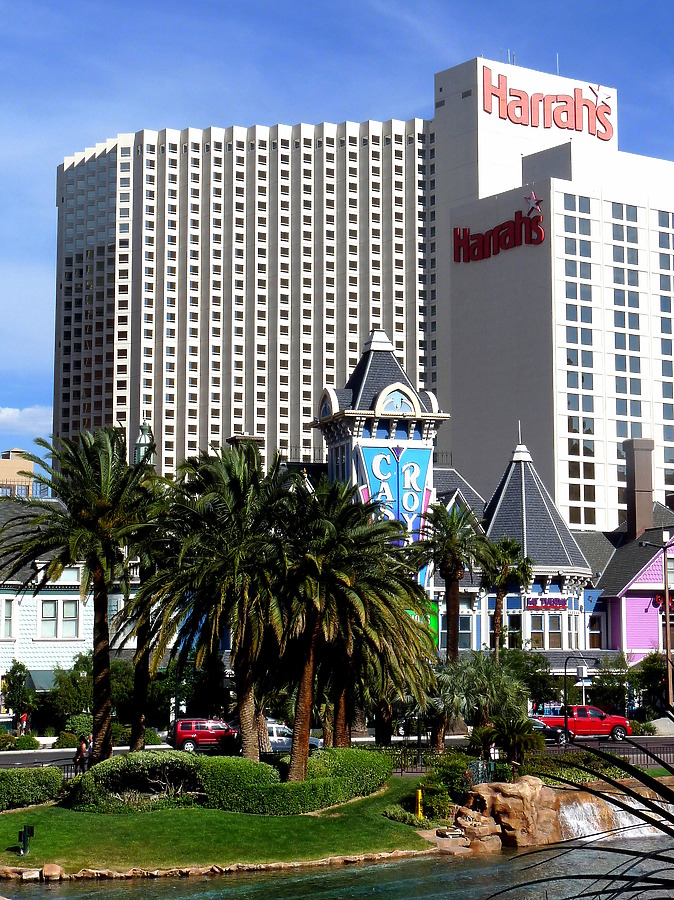 Harrah's Las Vegas - Carnaval Tower by Robin Spetz