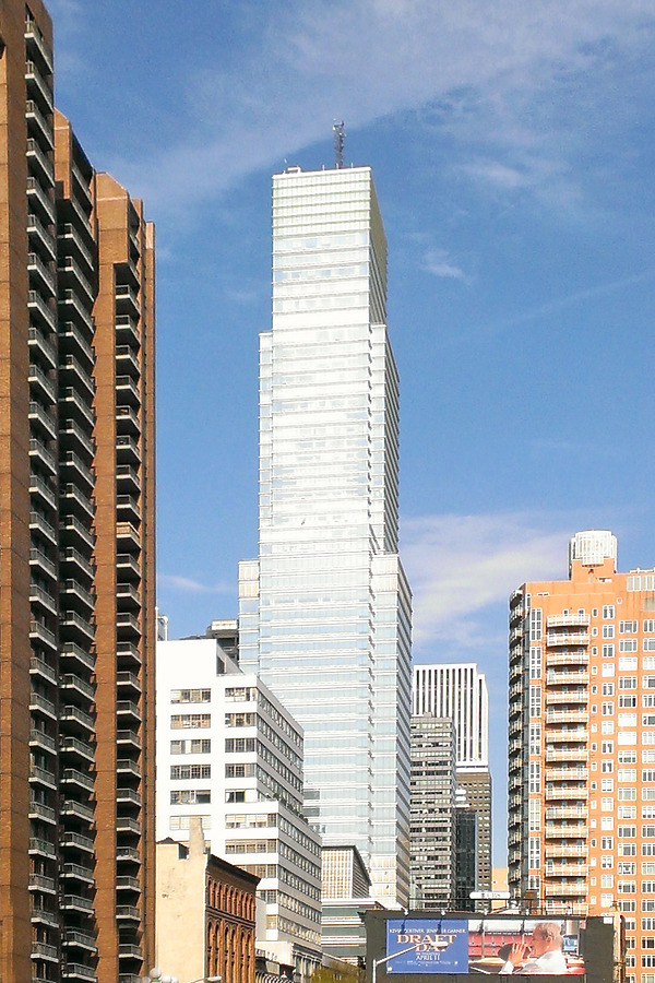 Bloomberg Tower by Ryan Hildebrand