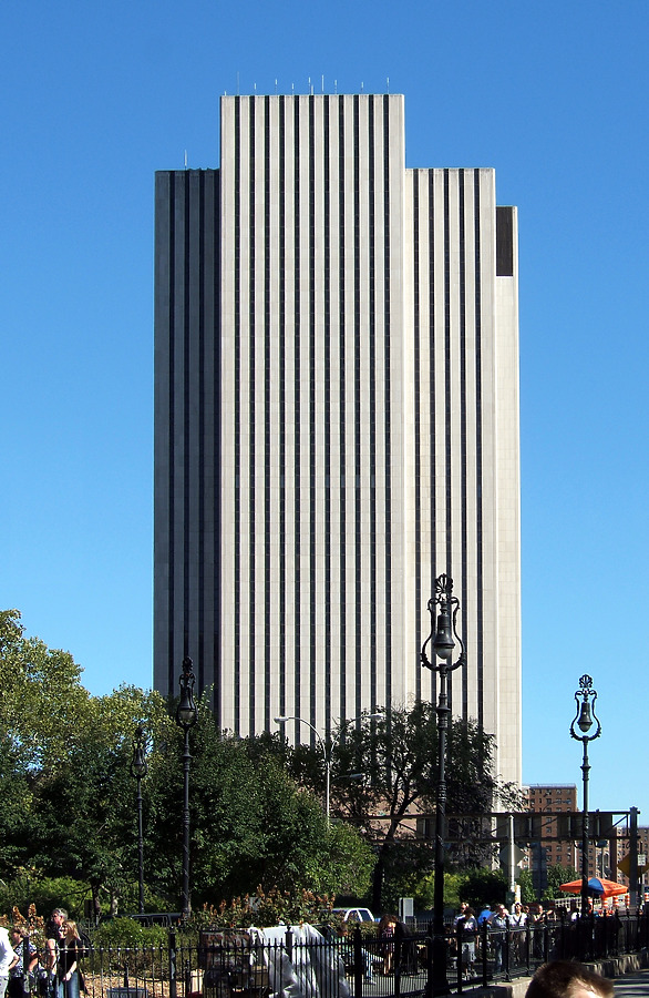 375 Pearl Street by John Cahill