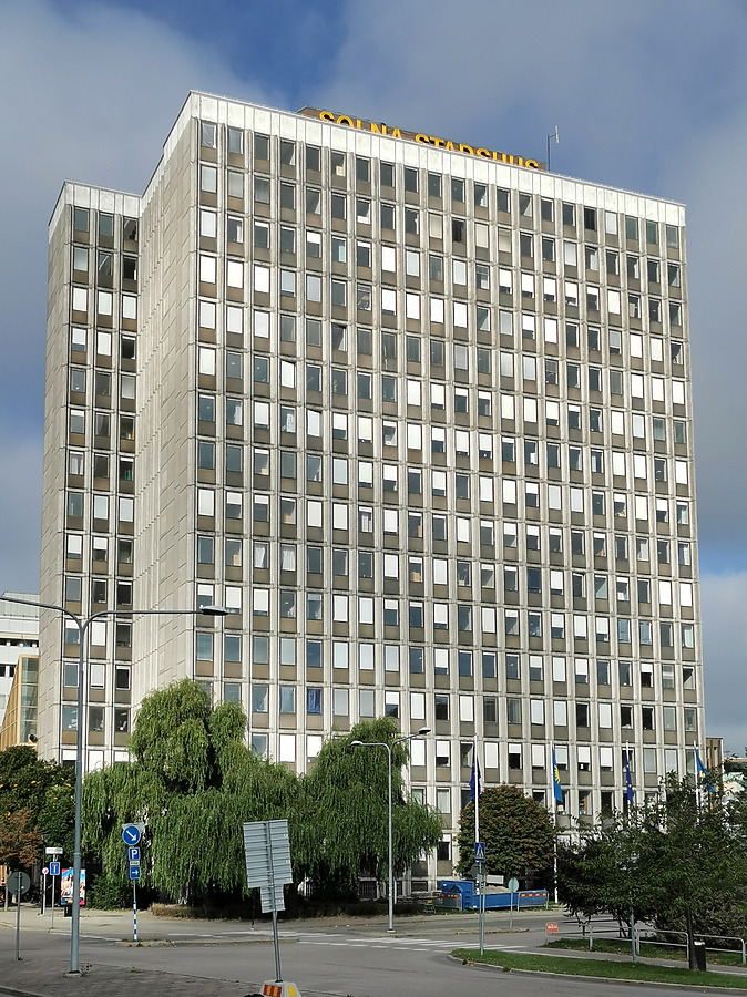 Solna Stadshus by Robin Spetz