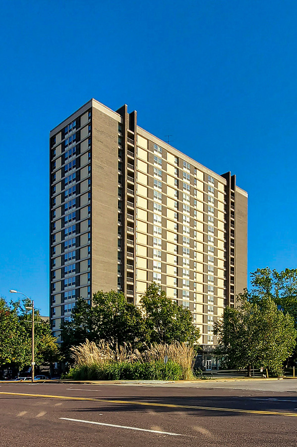 Heritage House Apartments by Ryan Hildebrand