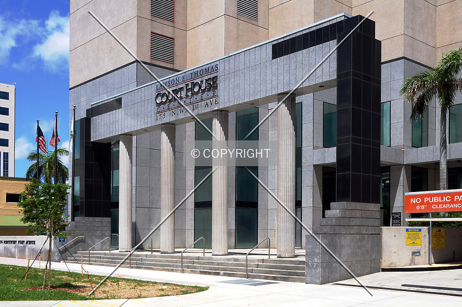 Courthouse Center by Jorge Molina