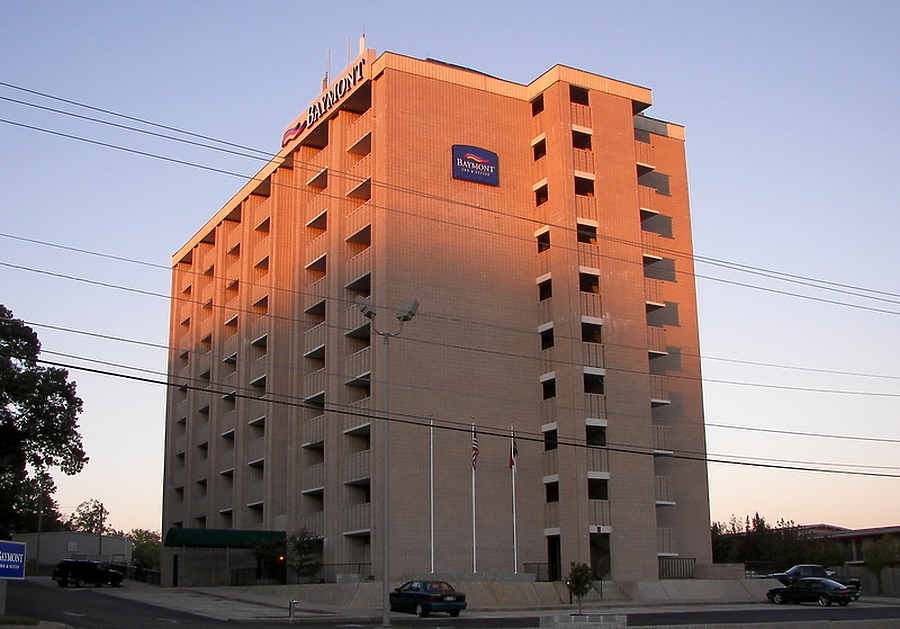 Quality Inn & Suites Fort Bragg by Rodney Gunn