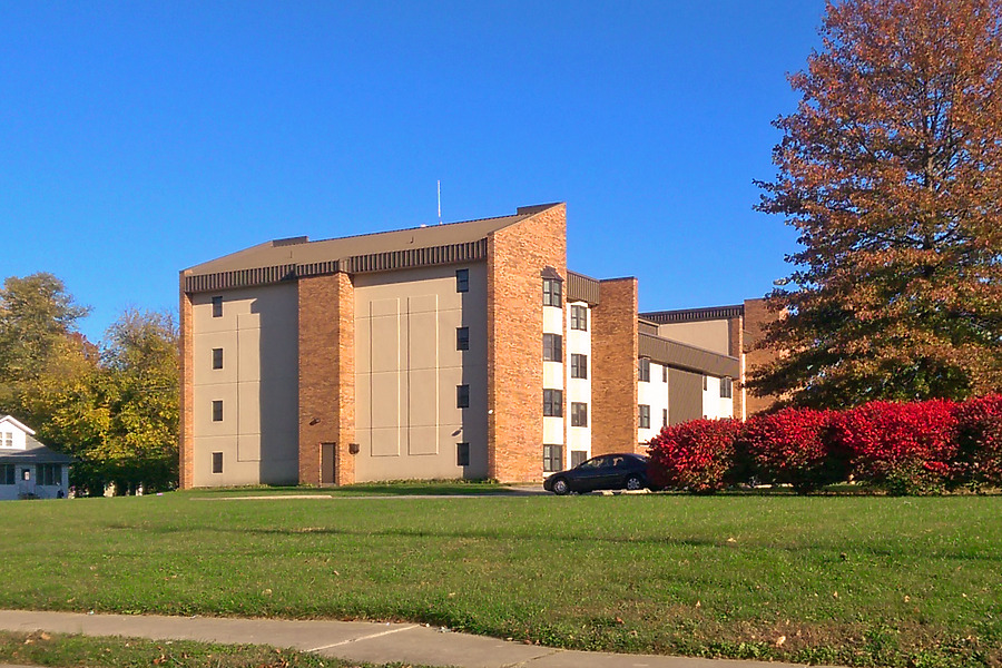 Bel Plaza II Apartments by Ryan Hildebrand