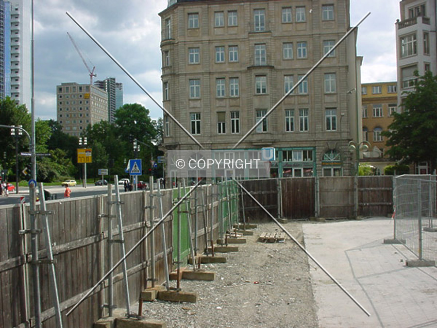 OpernTurm by Nephilim