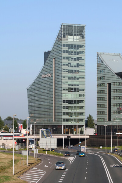 Crystal Building Oost