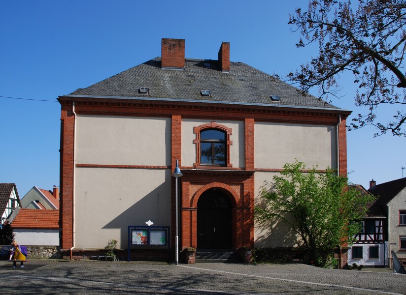 Pfarrer-Münch-Straße 4