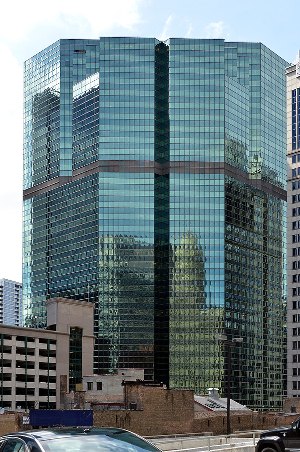333 Wacker Drive by John W. Cahill