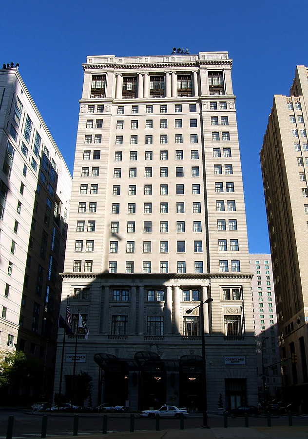 Courtyard Philadelphia Downtown by John Cahill