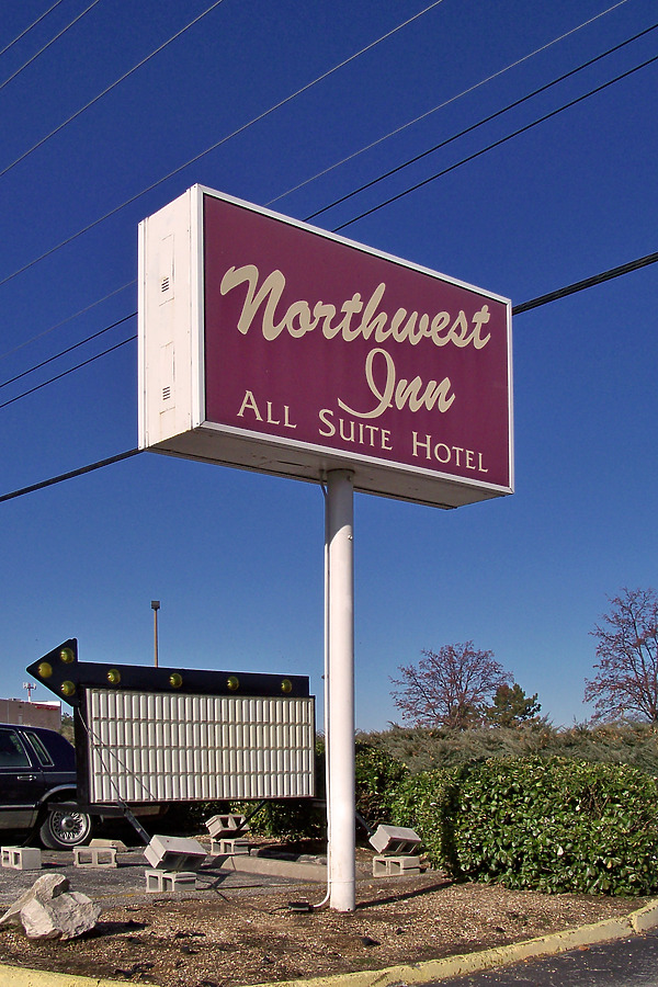 Northwest Airport Inn East Building by Ryan Hildebrand
