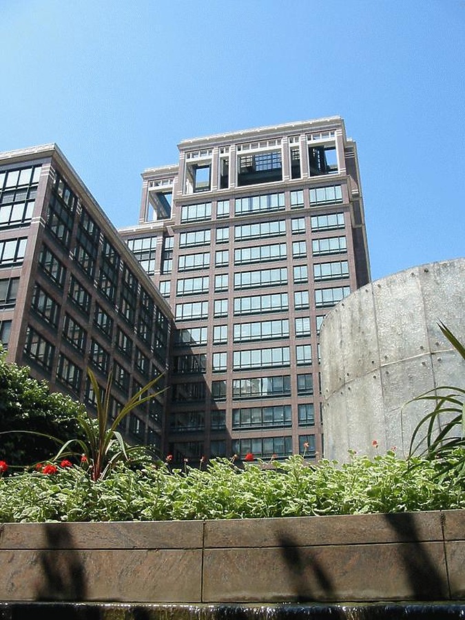 25 Cabot Square by Jonathan Smith