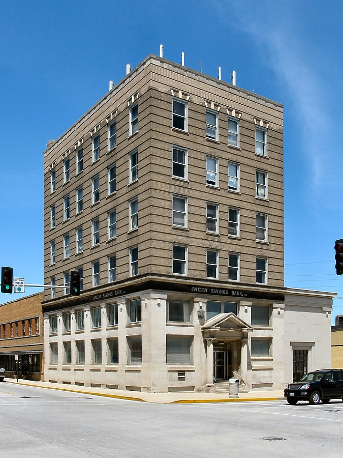 MCM Savings Bank Building by James Peacock