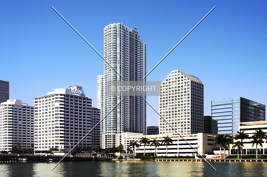 Plaza on Brickell Tower I by Jorge Molina