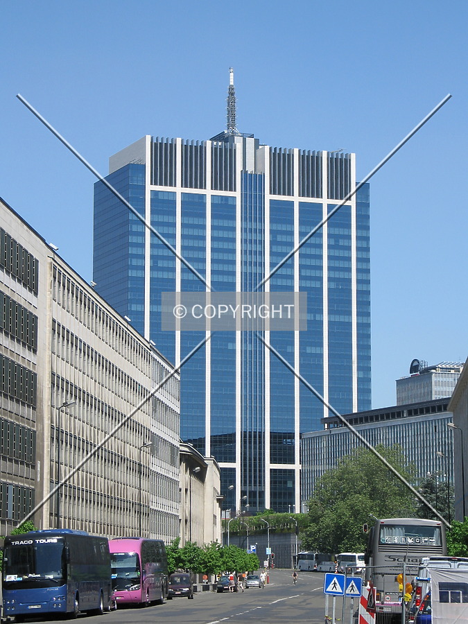 Tour Finances / Financietoren by Emmanuel D.