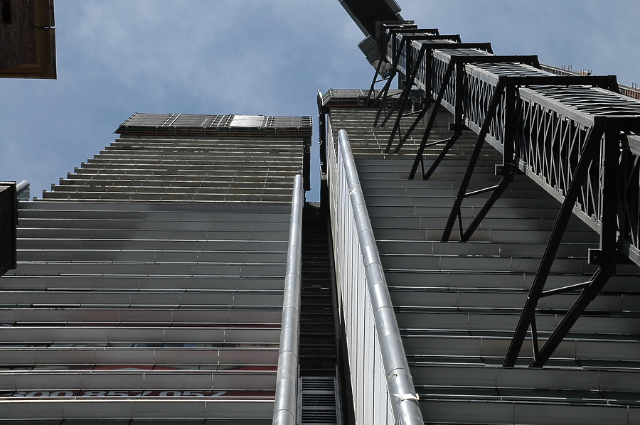 Lumière Residences by John Bek