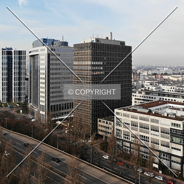 Theodor-Heuss-Allee 110 by Nephilim