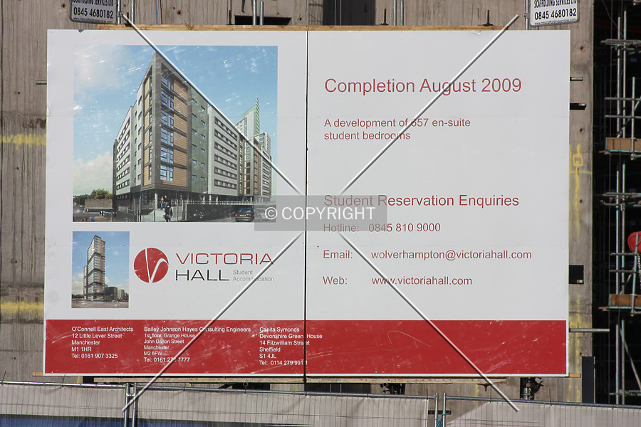 Victoria Hall by Neil Nickolds