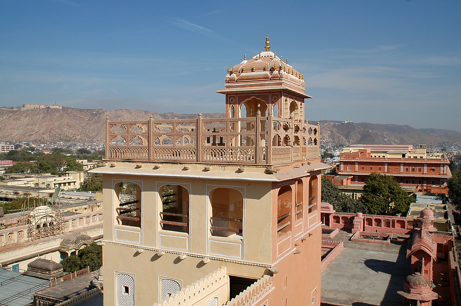 Hawa Mahal by John Bek