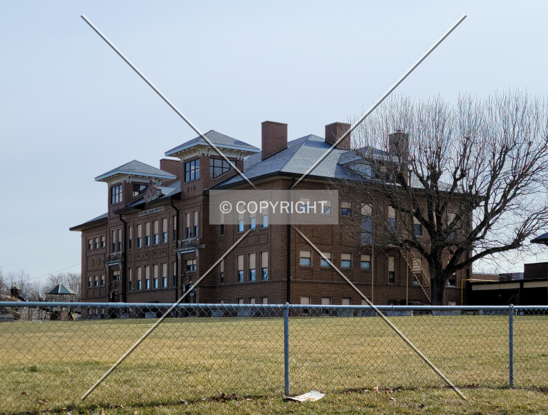 Oblong Grade School