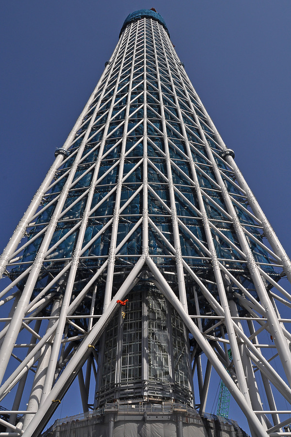 Tokyo Sky Tree by Kevin Hemphill